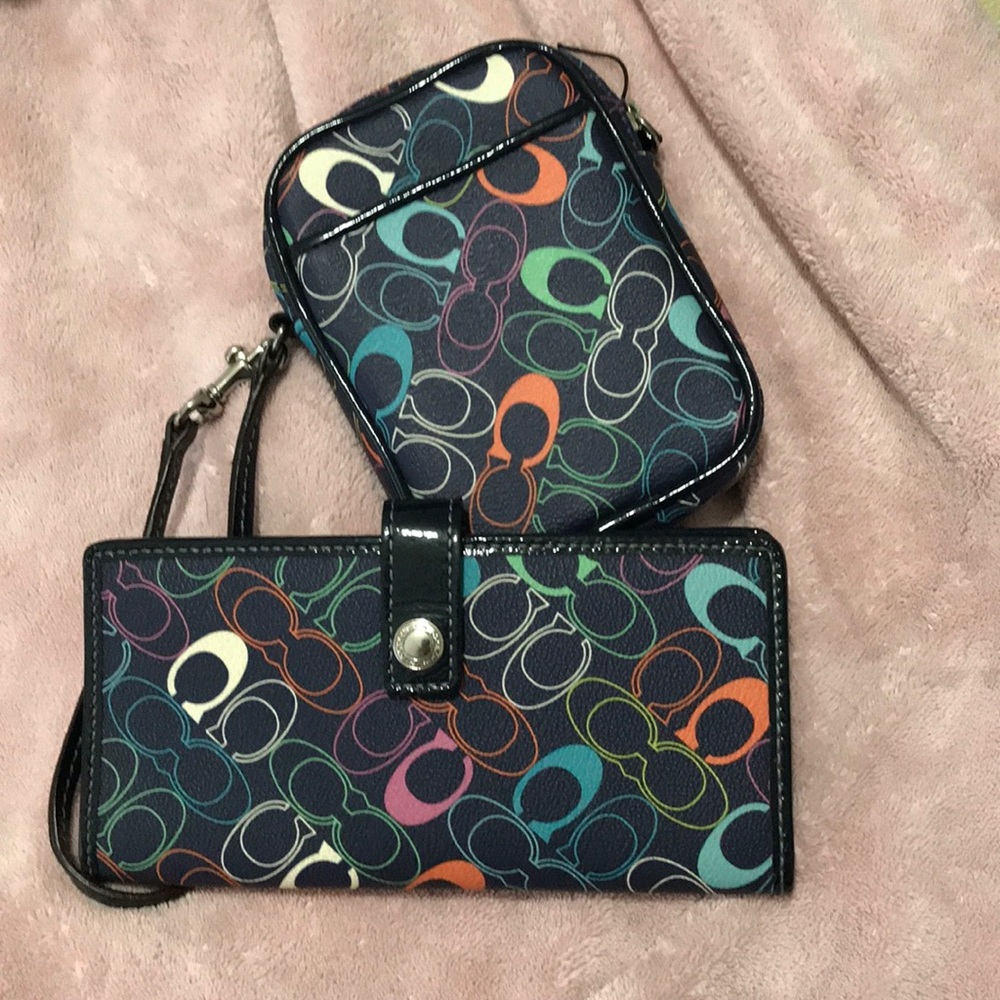 Coach wallet and cellphone holder